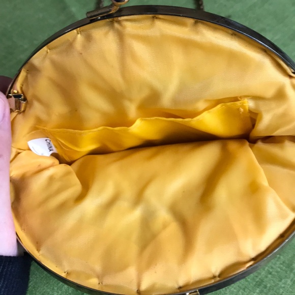 Vintage gold sequin ladies designer purse - Picture 4 of 7